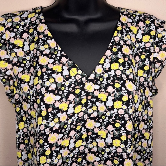 Small Ann Taylor LOFT Floral Blouse Ruffle Sleeve Black Yellow Pink Vneck - Picture 8 of 12